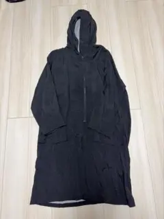 ナイロンフード付きコート　リバーシブル
