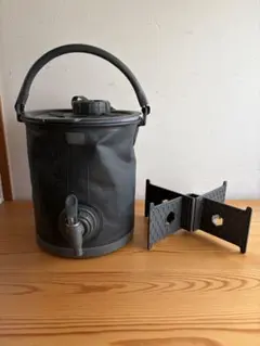 ネイチャーハイク ステンレス真空ボトル2.5L - メルカリ