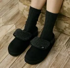 NEW BALANCE Puflee v2 ミュール ボア サンダル