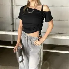 【ブラック】ワンショル ドロストトップス ギャザー