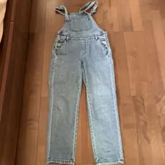ジーユー　ライトブルーデニムオーバーオール