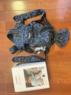 BABYBJÖRN ベビーキャリアMINI抱っこ紐 メッシュ レオパード柄