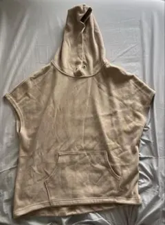 niko and... ニコアンド ベージュ フード付き ノースリーブ パーカー