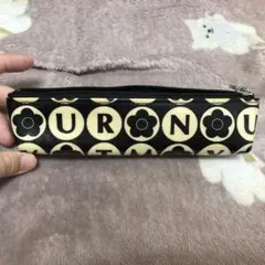 MARY QUANT ポーチ ペンケース ブラックのサムネイル