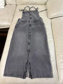 グレー デニムワンピースマキシ丈　大人なサロペットスカートのサムネイル