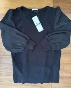 新品未使用　GU ブラック サテンスリーブセーター M