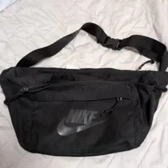 NIKE ボデイーバッグ ブラックのサムネイル