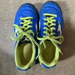 サッカー　トレーニングシューズ　19.5cm