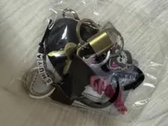未使用】羽生結弦 雪肌精 中国限定 キーホルダー - メルカリ