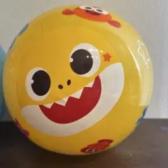 ベイビーシャーク　ボール　一つのお値段です