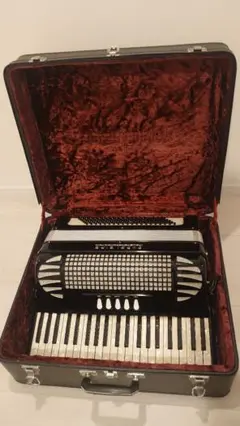 アコーディオン EXCELSIOR 302MM 皮ソフトケース付 ITALY EXCELSIOR Continental Middle 【アコーディオン】 - 谷口楽器