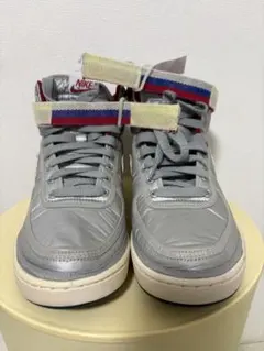 NIKE VANDAL HIGH SUPREME ハイカットスニーカー