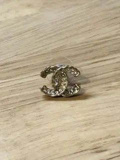 CHANEL ゴールド CCロゴ スタッドピアス