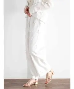 Item thumbnail for item c8240a4f-4e7e-4d9c-9084-08f631807694