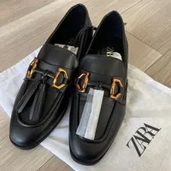 新品タグ付き　ZARA ブラック ローファー タッセルローファー　37