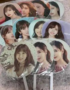 twice サナ うちわ まとめ売り - メルカリ