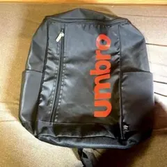 umbro アンブロ バックパック リュック ブラック レッド ロゴ 多収納のサムネイル