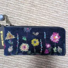 【未使用品】Think Bee! 長財布 花柄 刺繍 スパンコール ネイビーのサムネイル