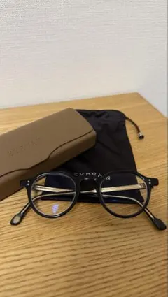 EYEVAN Trans クラウンパント調光レンズ (度なし)ブラック - メルカリ