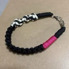 37 ハンドメイド　スマホ　ハンドストラップ　パラコード　チャーム　手首