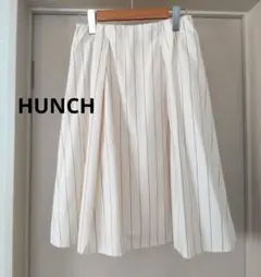 ハンチ フレアスカートМ　膝丈ミディ　白黒カラー　ストライプ柄ギャザータック　春