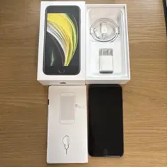 Apple iPhone SE (第2世代) ブラック 本体