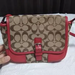 COACH シグネチャー ショルダーバッグ ブラウン×レッド