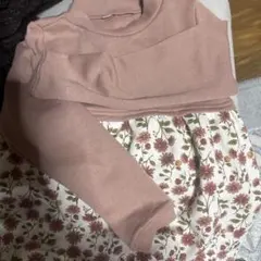 ピンク 花柄 長袖カットソー