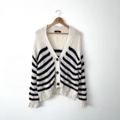 Max Mara ボーダー ニットカーディガン ウール Vネック 白黒 春のサムネイル