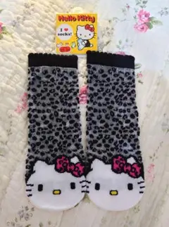 Hello Kitty ヒョウ柄ソックス 23-24cm