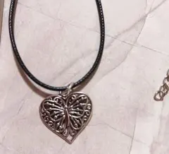 ハート型蝶々 UPレザーコードネックレス フェアリーグランジ 森ガール グランジ