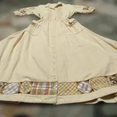 お値下ピンクハウス　クリーム色 半袖パッチワークワンピース