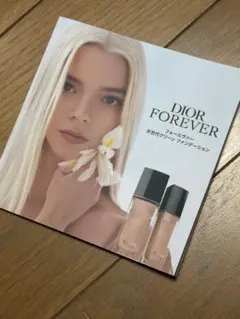 Dior スキン フォーエヴァー サンプル　６つセット