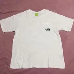 HUFホワイト ポケット付き Tシャツ ロゴ入り