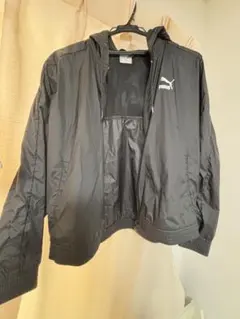 PUMA 黒 ウィンドブレーカー フード付き