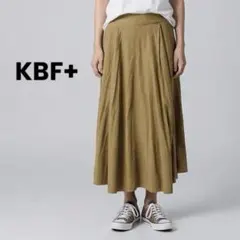 【KBF+】イレヘム タック アシンメトリー スカート 裏地ありのサムネイル