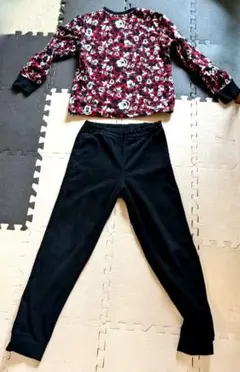 H1115 ミユニクロディズニーミッキーのフリースパジャマ2枚セット