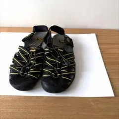 keen キーン　サンダル　26㌢　ブラック　NEWPORTのサムネイル