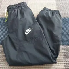 Nike ブラック シャカシャカパンツ130㎝