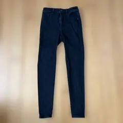 GU スキニーデニム ブラック