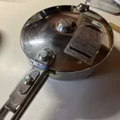 Tupperware Perfect Kitchen 圧力鍋 5L - メルカリ