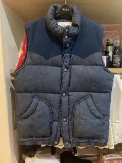 ダークブルー キルティングベスト ノースリーブ