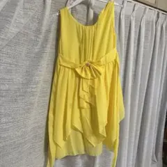 黄色いシフォンドレス リボン付き