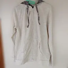 メンズ薄手パーカー