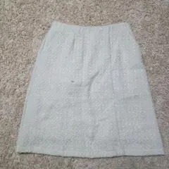 ホワイト タイトスカート ひざ丈