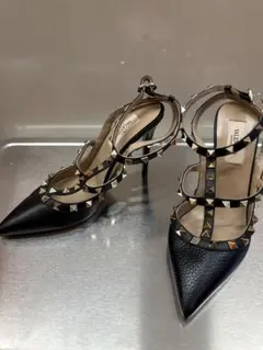 2026年最新】valentino ロックスタッズパンプスの人気アイテム - メルカリ