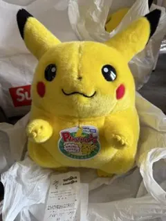 ポケモン 30周年 記念 タカラトミーおかえりピカチュウ 1/1 新品 未使用