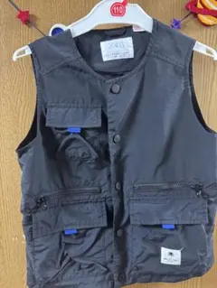 ZARA ブラック ベスト 5-6歳用