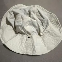 montbell リバーシブルハット 白/青