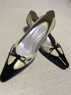 【未使用品】SLITS 黒パンプス　ユナイテッドアローズのサムネイル